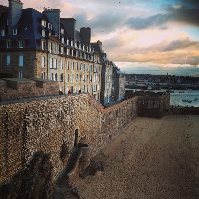 Apartment Le 1725 Saint-Malo Exterior foto